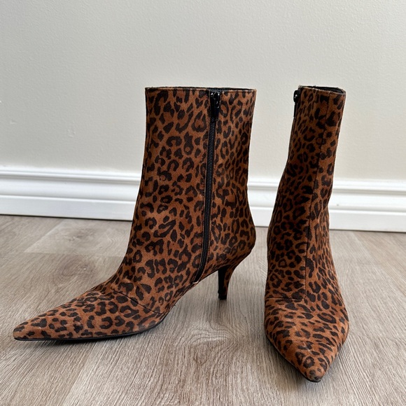 Leopard Print Heeled Boots EU 41 - Picture 2 of 6